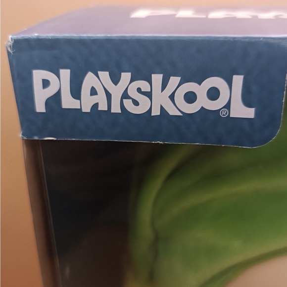 Hasbro Glo Worm Plush - Green and Cream - Picture 3 of 10